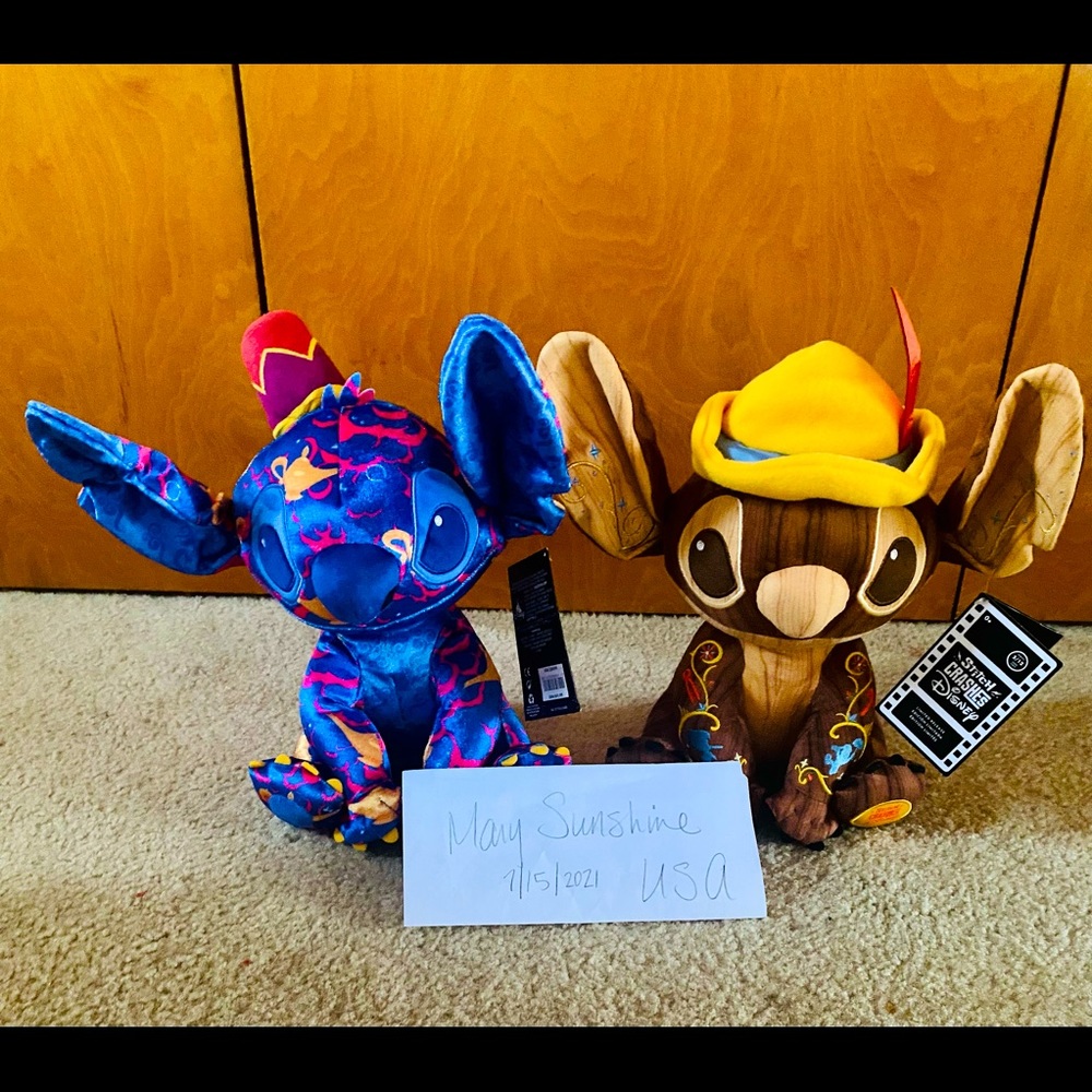 Stitch Crashes Disney Plushes